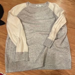 Vineyard Vines with cashmere sweater